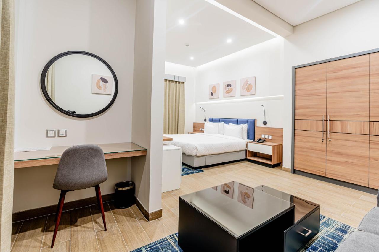 Resivation Hotel Дубай Екстериор снимка