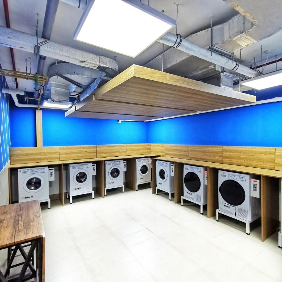 Resivation Hotel Дубай Екстериор снимка
